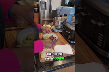 Avocado Turkey Bacon Sandwich - Easy & Delicious