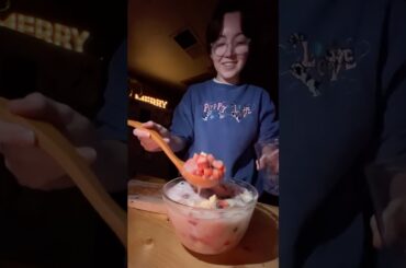 making hwachae while the power's out & the cops are outside