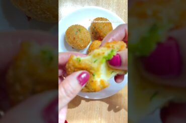 Cheese Balls Recipe | Crispy & Cheesy Cheese Balls | Home-made Bread Crumbs #shorts