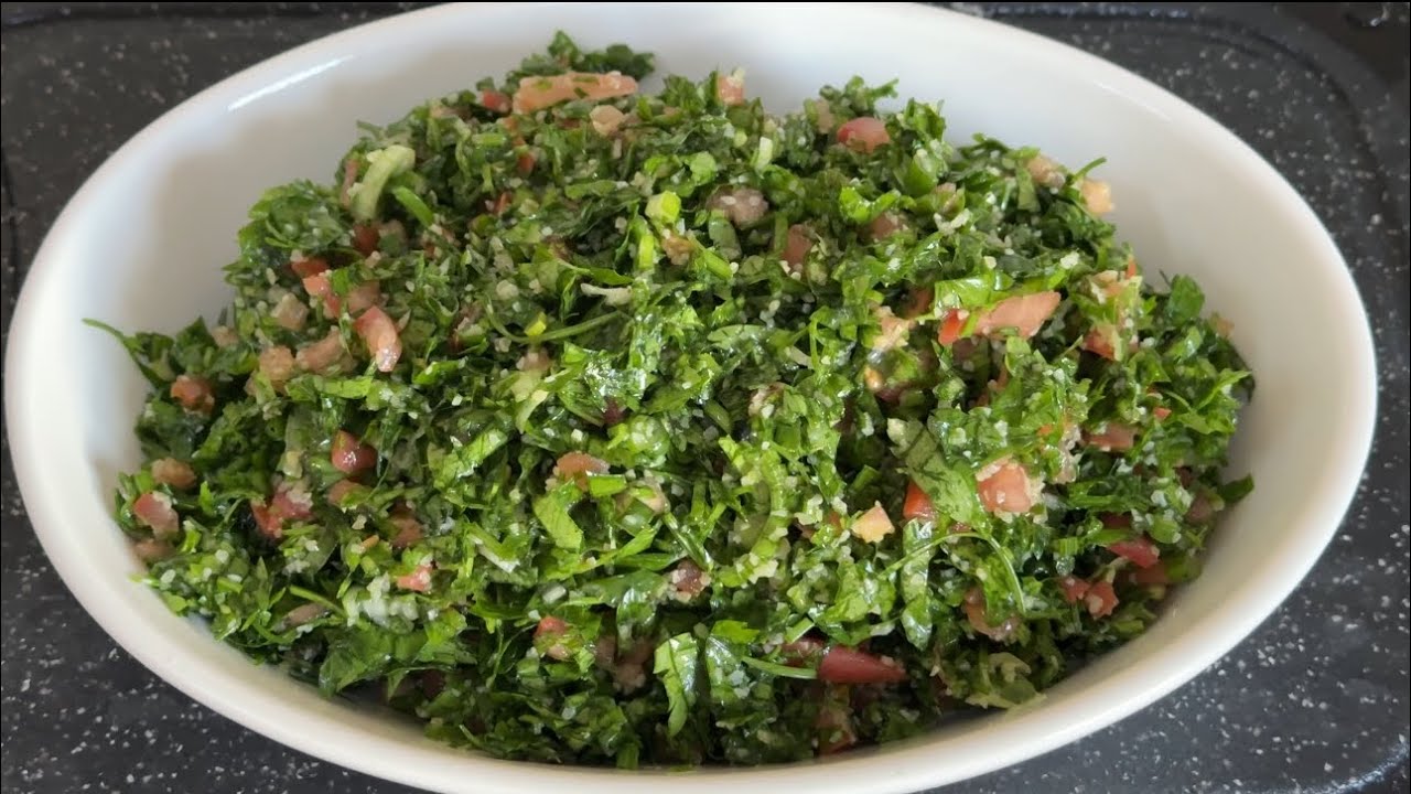 How to make the perfect taboule,a super healthy Lebanese salad How to make the perfect taboule,a super healthy Lebanese salad