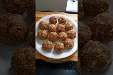 #cookwithniku #trending #viralshort #viralshorts #healthy #peanutladdu #recipe #peanut laddu #laddu