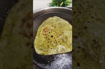 Bathua paratha | Healthy Breakfast | #shorts #youtubeshorts #trending #healthy #breakfast #recipe