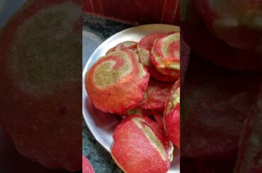 Beetroot Puri. #streetfood #indianstreetfood #viralvideo #shorts #healthy #recipe #like