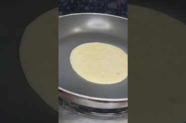 Banana pancake recipe #banana #pancake #recipe #healthy #food #asmrsounds #youtube #yotubeshorts