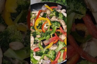EASY &QUICK STIR FRIED VEGETABLE | Healthy vegetable salad #shorts