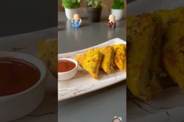 #recipe #breakfast #snacks #healthy besan tosat #foodie #easyrecipe #toast #bread