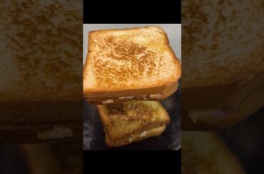 Veg Sandwich #sandwich #veg sandwich #kidsnacks #breakfastrecipe #cheese  #mayonnaise #recipe #short