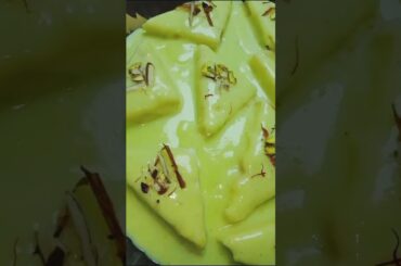 Custard  Shahi Tukrday Fastest & Easiest Recipe in Urdu Hindi -