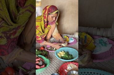 Aloo Palak and Bread (Roti) Making by Village Woman in Traditional Way | Healthy Vegetable Recipe