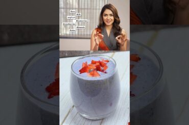Mrunal Thakur's Healthy Blueberry Smoothie Recipe #shortaday #blueberryrecipe #mrunalthakur #shorts