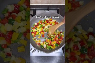 Tired of Boring Meal Preps? Try This High Protein Philly Cheesesteak Mac n Cheese! #fitness #recipe