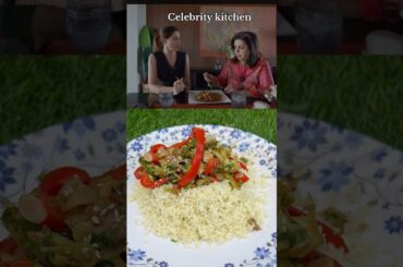 Nargis Fakhri Cooks Up A Healthy Yummy Stir Fry #shorts #viralshort #farahkhan #celebritykitchen