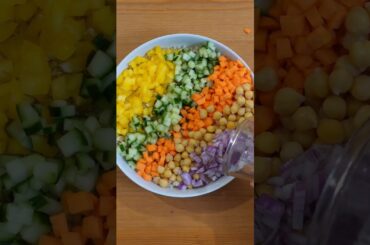 Quinoa Chickpea Salad - Quick & Healthy  #salad #recipe  #food #cooking #vegan