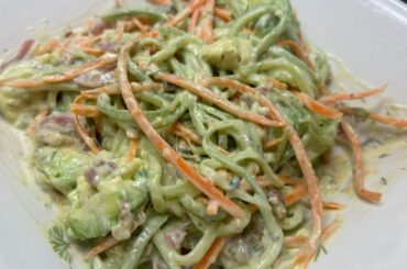 Quick Creamy Cucumber and Carrot Salad Recipe for Healthy Meal Prep!