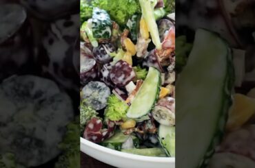Broccoli Grape Salad with a Creamy Dressing #shorts
