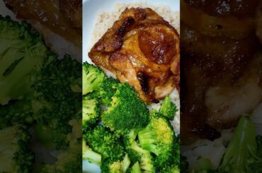 The BEST oven baked lemon pepper chicken #dinner #healthy #easyrecipe #baking #asmrsounds #shorts