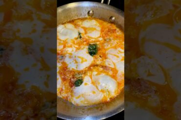 SHAKSHUKA | healthy breakfast recipe (or anytime of day recipe) #shorts #breakfast