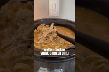 Crockpot White Chicken Chili #healthy #recipes #crockpot #recipe #trending #viralvideo #meal #dinner