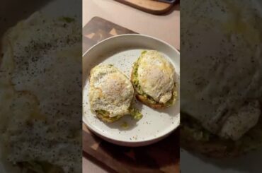 #breakfastrecipe #breakfastideas #healthybreakfast #recipeoftheday #breakfasttime #breakfastfood