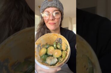 VIRAL CUCUMBER SALAD #oilfree #lowfat #lowcalorie (3 dots at top in description)