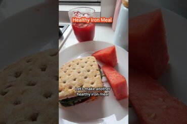 Healthy Iron Meals- Spinach, Eggs, Beetroots and Pate Sandwich #iron #irondeficiency #ironmeal