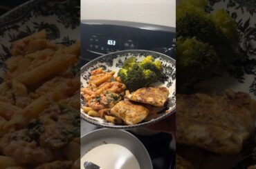 in my HEALTHY GIRL ERA! protein dinner idea