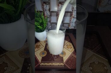 Dry fruits smoothie,smoothie recipe, healthy smoothie #shortsfeed #trending #smoothie