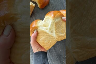 The Softest Honey Yogurt Sandwich Bread Ever #recipe in description
