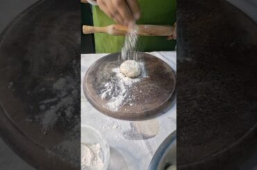 Roti ko gol kayse banante hai #trending #ytshorts #chapati ##phulka #motivational #priya'rlifestyle