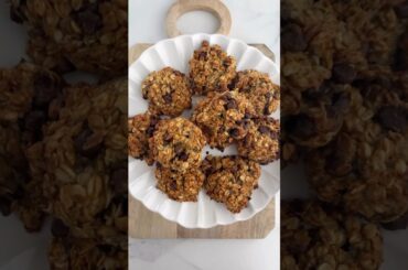 We love these healthy Banana Oatmeal Cookies #cookies #breakfast #fooddolls