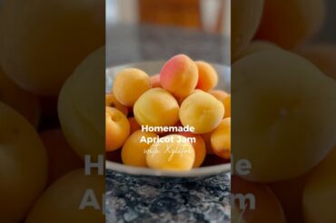 Healthy apricot jam! Sugar-free, low-calorie, and perfect for guilt-free school snacks #lunchboxidea