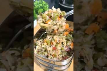 Lunch Recipe: Keerai kulambu n Rice | veg Poriyal n Fruit | #shortsfeed #lunchideas #lunchbox