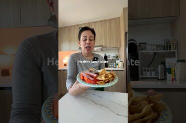 Healthy lunch plate #lunch #veggies #healthyfood #girllunch #healthymeals #lunchboxideas #viral