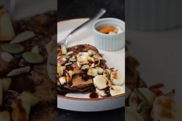 Easy banana oats pancakes | Quick and healthy breakfast #shorts #pancake #healthyrecipes