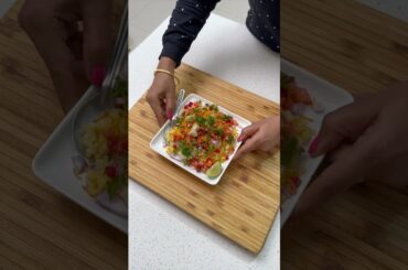 Make Delicious Indori Poha In Microwave | Tasty and Healthy Breakfast Recipe #shorts