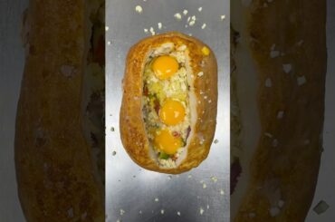 Veg Breakfast Stuffed Bread || Cheese bread || Healthy Breakfast Ideas #trending #breakfast #shorts