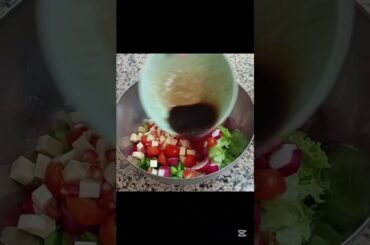 Healthy salad #saladyummy #saladrecipe #saladlover #cookingvideo #food #arabicfood #cooking #recipe