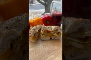 “Egg Bagel Sandwich with Bell Peppers | Easy & Healthy Breakfast Recipe for a Fresh Morning!”