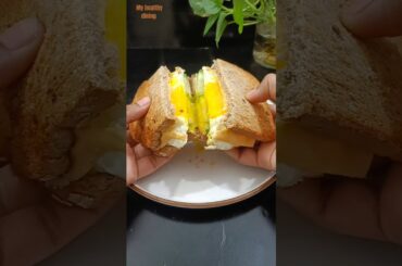 High Protein Breakfast Sandwich Recipe. #healthyrecipes #breakfastrecipe