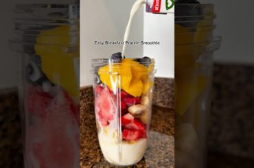 Easy Breakfast Protein Smoothie #breakfast #easy #recipe #health #lifestyle #shorts #shortvideo #yum