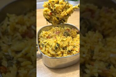 Lunch Recipe: Tomatobath n Pavakkai poriyal | Appalam n Fruit #shortsfeed #lunchideas #lunchbox