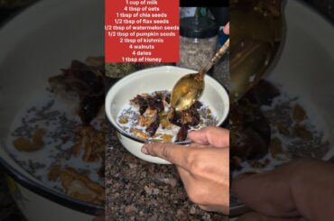 Oats & Dates Healthy breakfast #viralvideo #shorts #oats #food #healthy #viralshorts #yt #trending