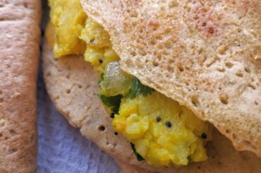 Crispy Foxtail Millet Dosa Recipe - Weight Loss Millet Recipes | Vitamin B12 rich dosa