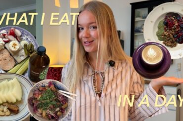 WHAT I EAT IN A DAY to feel happy & full | healthy & homemade meals, breakfast recipes & my inspo