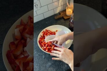 Heart-Shaped Valentine's Fruit Bowl | A Quick & Healthy Valentine's Day Snack Idea