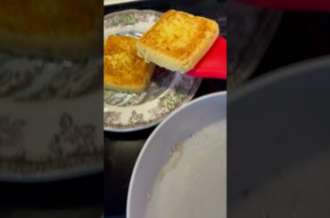 Low carb/keto toast. Healthy and tasty!  Let me know if you want recipe:). #TRhealthytasty