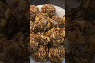 Dry Fruits Laddu Recipe | Laddu Recipe for healthy skin and hair#dryfruitladdoo #datesladdu  #shorts