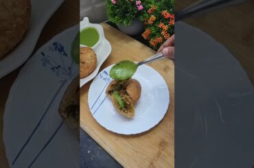 Healthy tasty dahi kachori #shorts #ajiojikitchen #food #kachori #streetfood #recipe