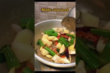 Budget healthy lunch series| 1- Kaarakulambu with Snake gourd poriyal #shorts #lunchideas