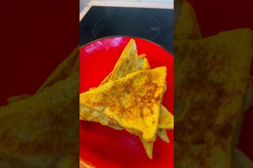 Yummiest French toast ever! #yt Shorts #pancake subscribe for more